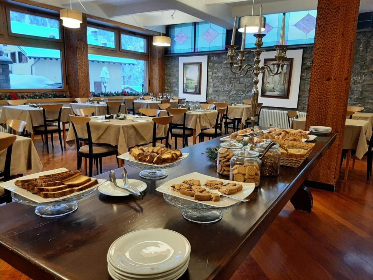 Hg Hotel Italia Brusson Dış mekan fotoğraf