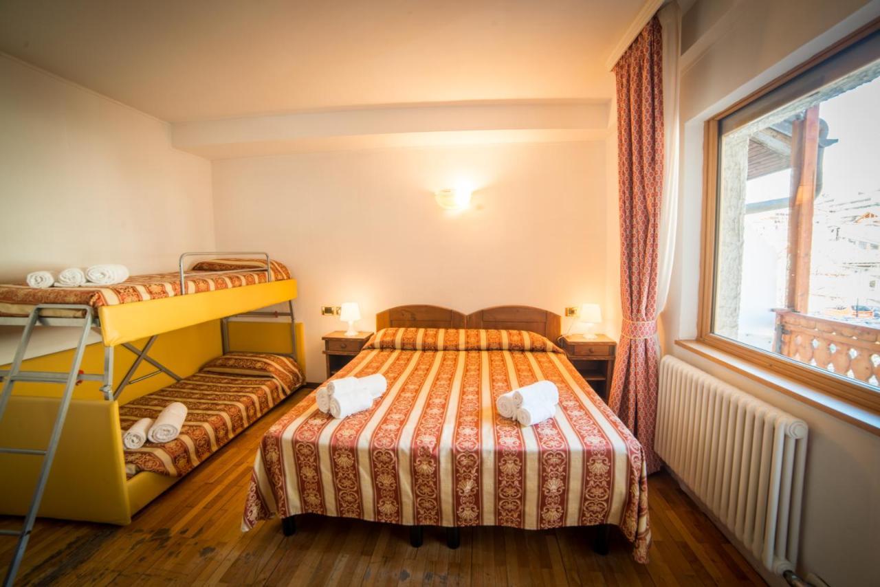 Hg Hotel Italia Brusson Dış mekan fotoğraf