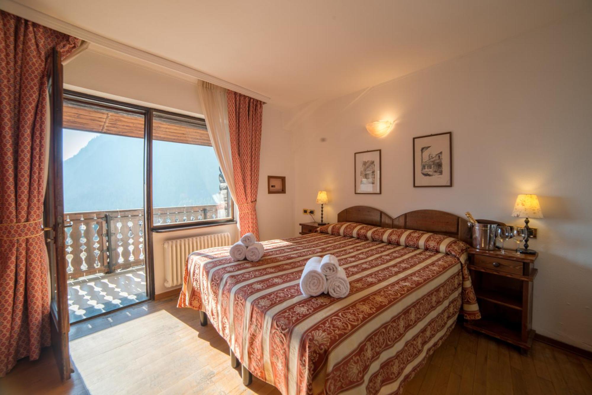 Hg Hotel Italia Brusson Dış mekan fotoğraf