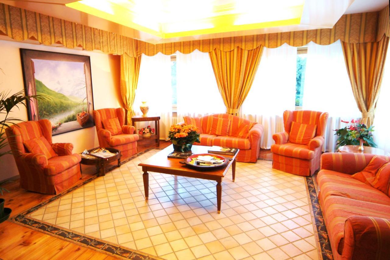 Hg Hotel Italia Brusson Dış mekan fotoğraf